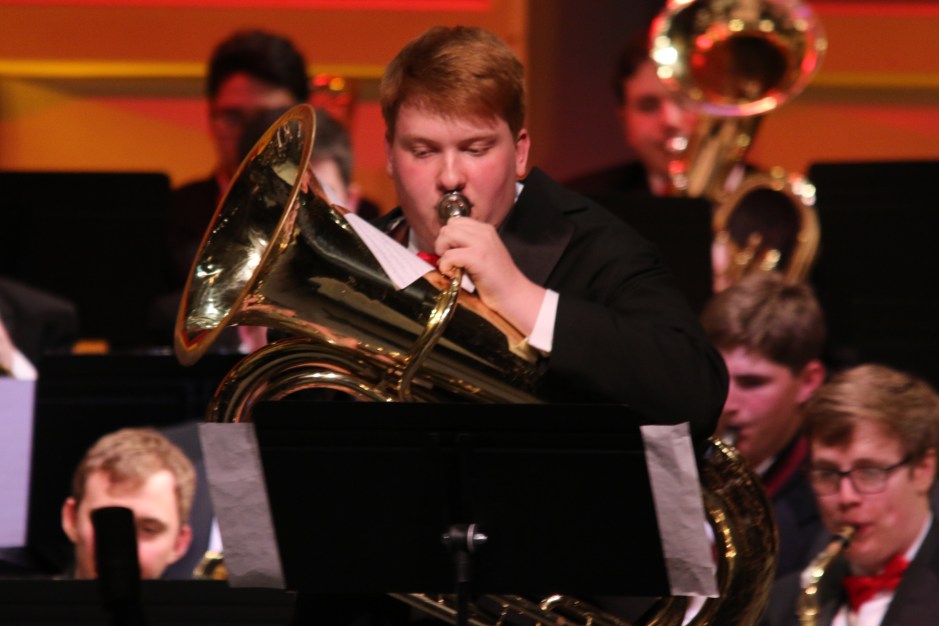 Daniel Leno ’17 performs a spectacular tuba solo during the piece “Tuba Tiger Rag.”
