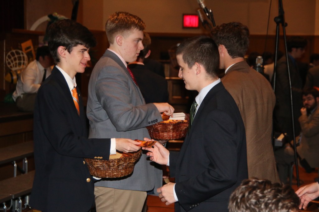The Reason for the Season: Chaminade Students Attend Easter Prayer Service