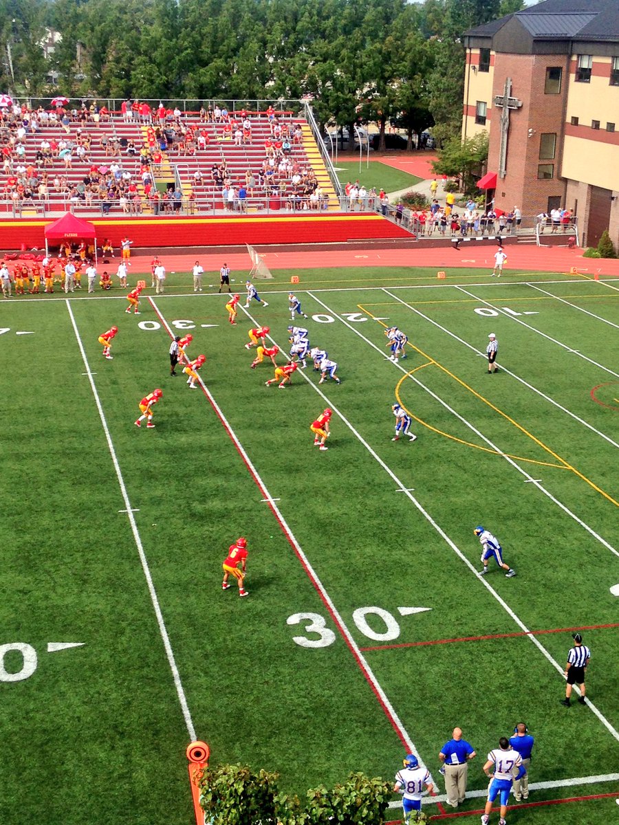 Kelleher’s Highlight-Worthy Catch Headlines Flyers’ Opening Week Victory: Chaminade Football Defeats Kellenberg 42-20