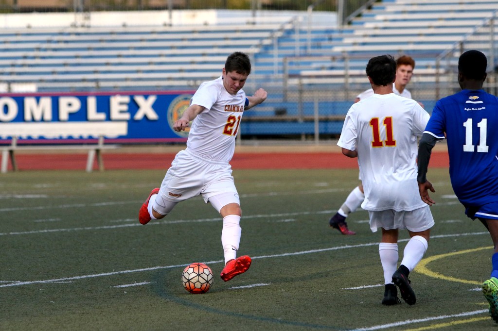 Captain Crunch Time:  Matt Vowinkel’s ’17 Overtime Goal Propels Varsity Soccer to&nbsp;Finals